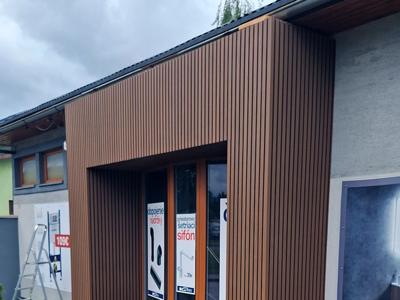 Lamelové obloženie stien – pohľad 1